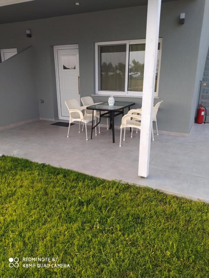 Onar By The Sea Luxurious Apartments Φλογητά Εξωτερικό φωτογραφία